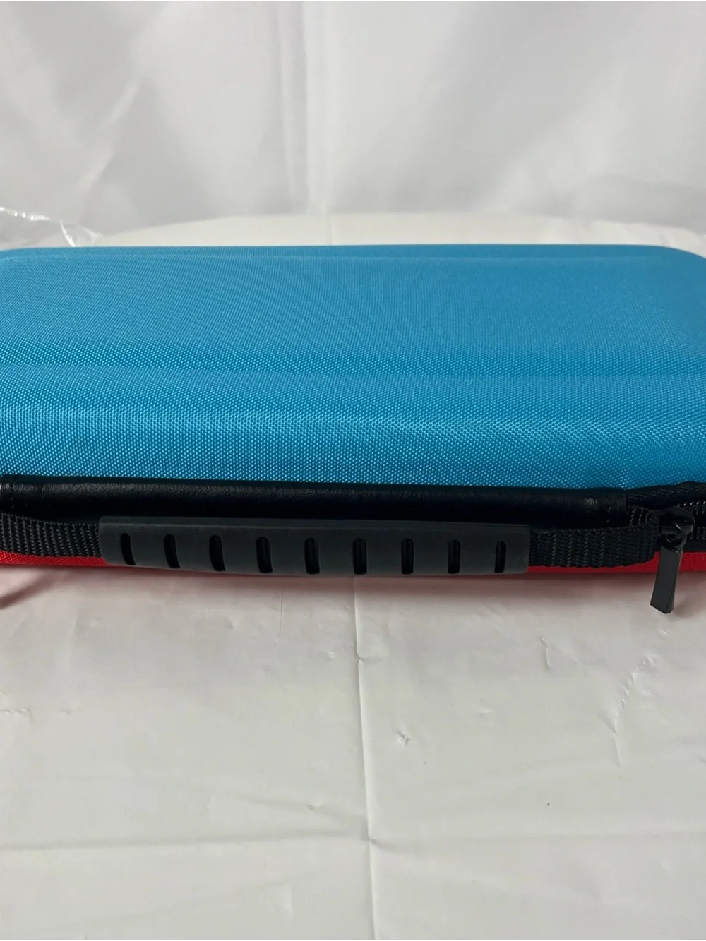 Blue and Red Two-Tone Nintendo Switch 2 carrying case with Zipper